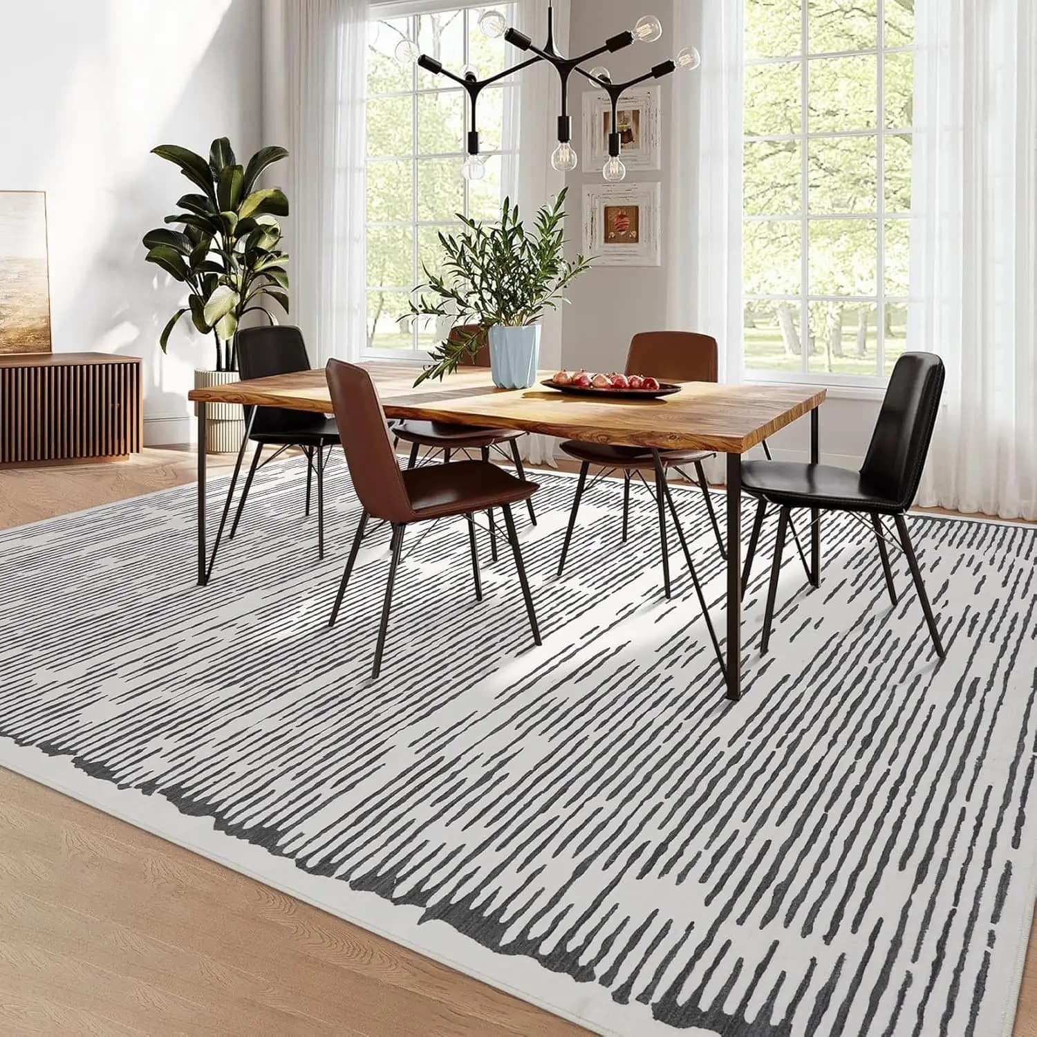 Living room mat, Striped carpet for modern washable interior, Low-haired interior carpet for bedroom, office, dining room, kitchen