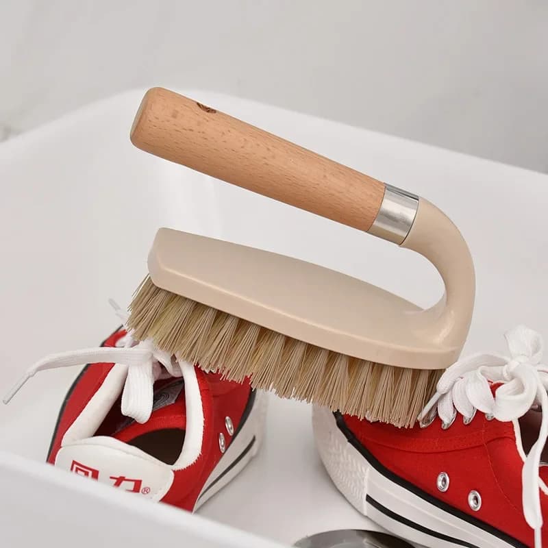 Spazzola per la pulizia con manico in legno, spazzola con setole rigide per lavello da cucina/vasca da bagno/WC, spazzola resistente per pavimenti e piastrelle e spazzola per scarpe