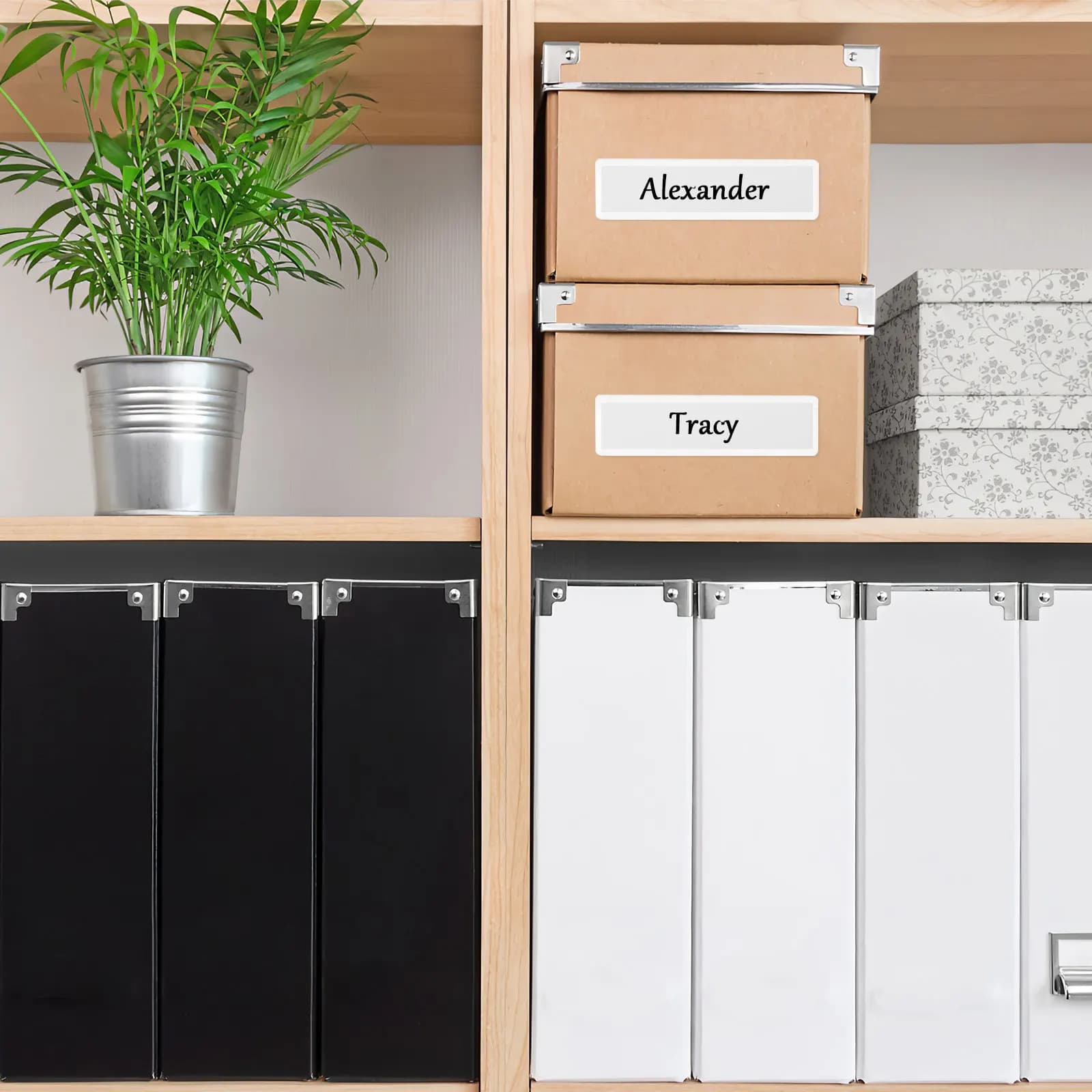 1 set di tasche adesive per etichette, supporti per custodie in plastica trasparente con ampie etichette di carta per l'organizzazione quotidiana di casa, ufficio e studio