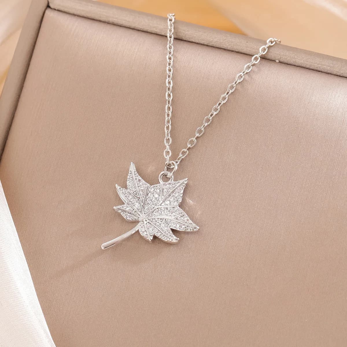 Necklace with Crystal Bezel Pendant, Sterling Silver 925, Elegant and Refined XL287