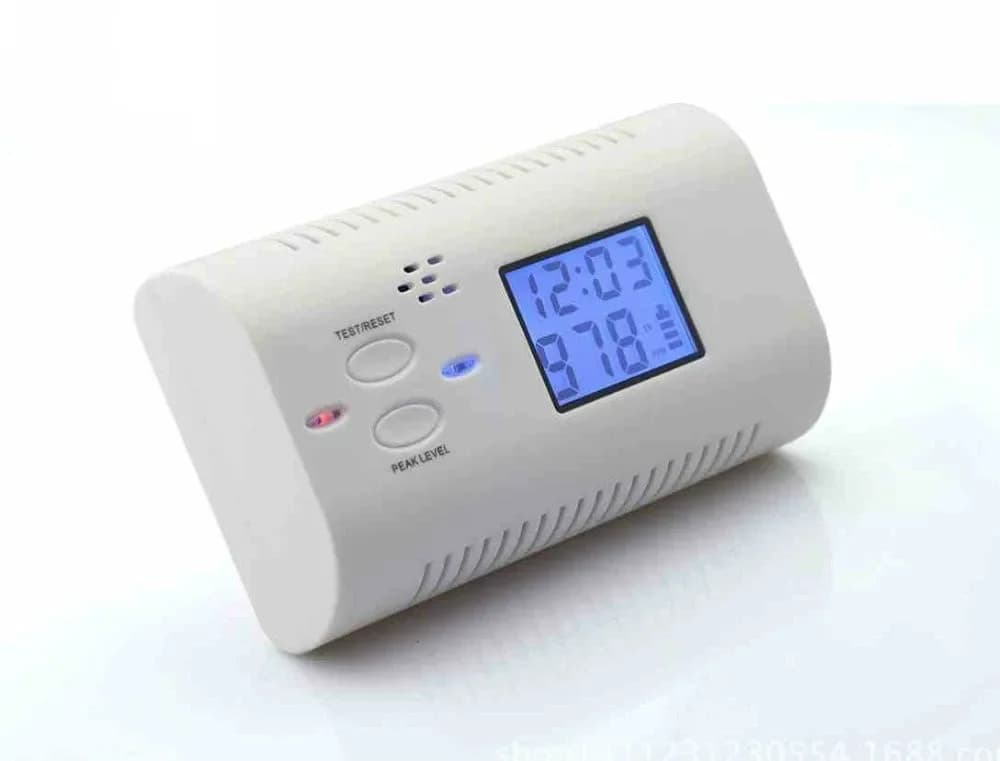 Rilevatore di monossido di carbonio a batteria Avvertimento antincendio del gas avvelenamento Allarme sicuro Display LCD con orologio vocale