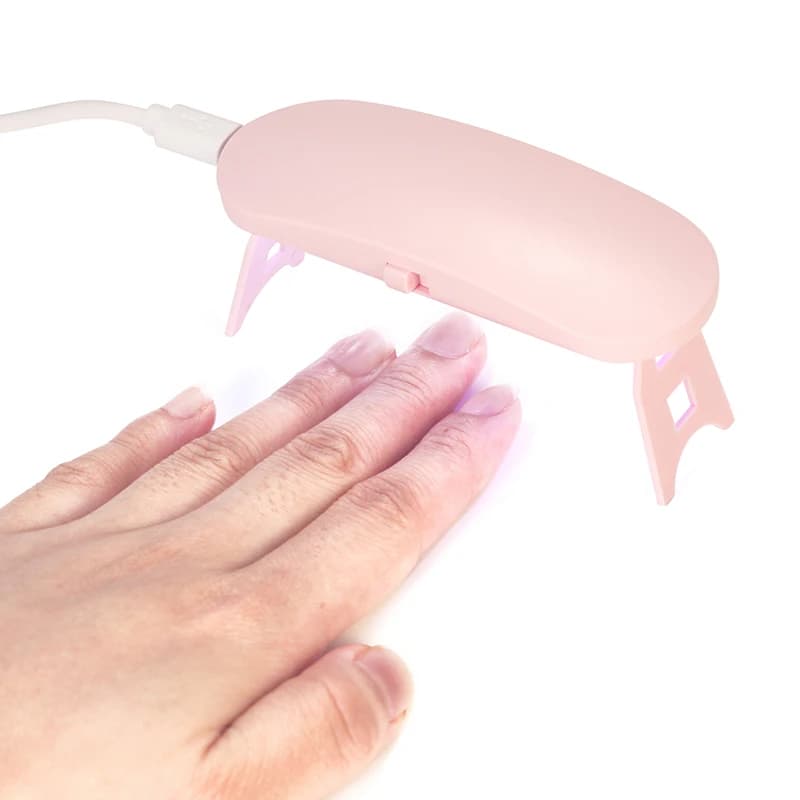 Mini lampada UV LED da 6 W Ricarica USB Macchina per polimerizzare lo smalto gel Asciugatrice portatile per unghie Alimentatore USB Lampada UV