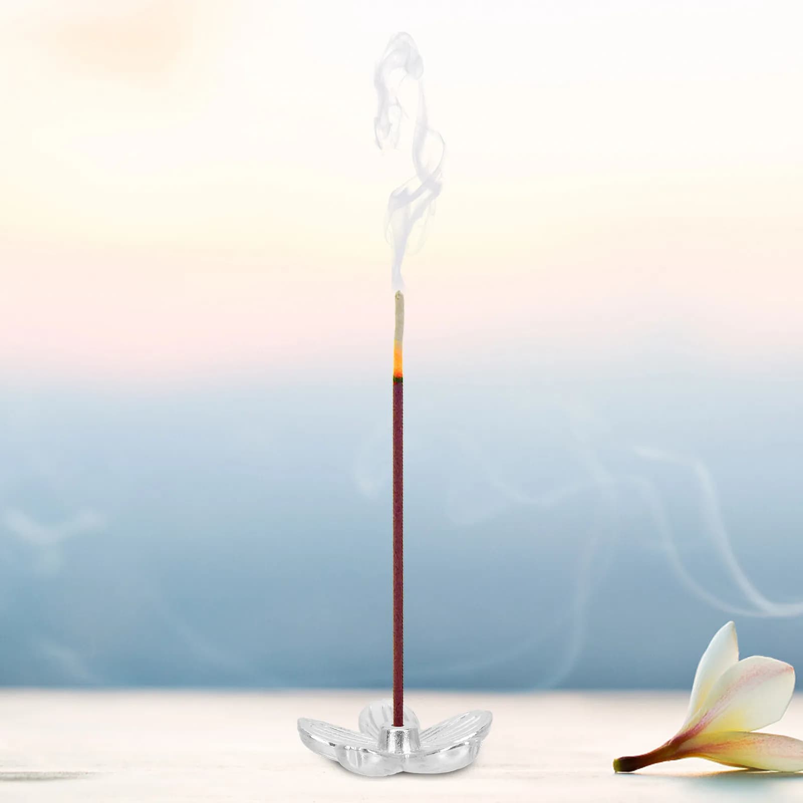 Portaincenso con design a fiori di ciliegio, 4 pezzi, mini incensiere in rame, compatto, stabile, antiscivolo, per la decorazione domestica