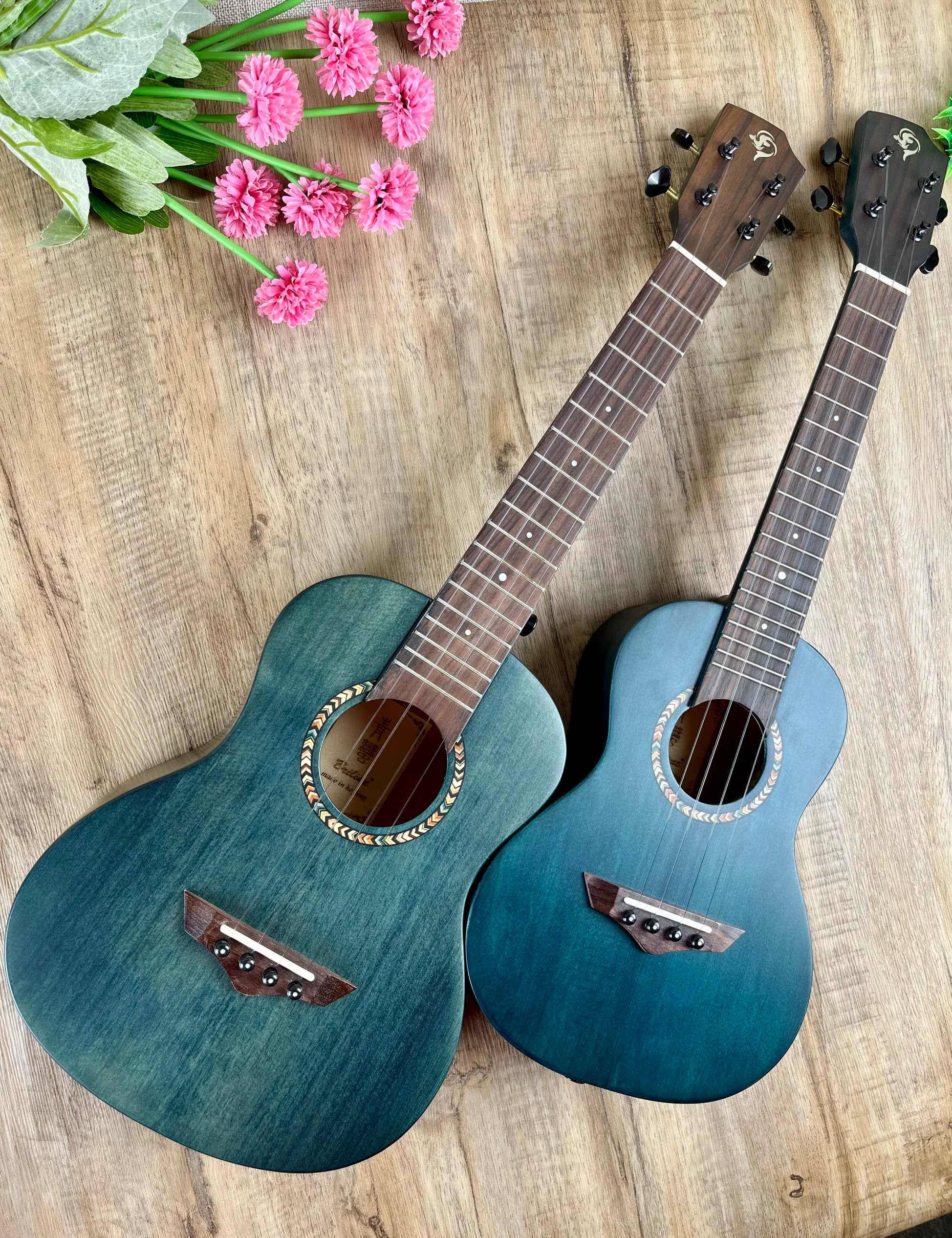 Mahogany Veneer 23 Inches 26 Inches Beginner Small Four-string Ukulele, Can Play Ukulele