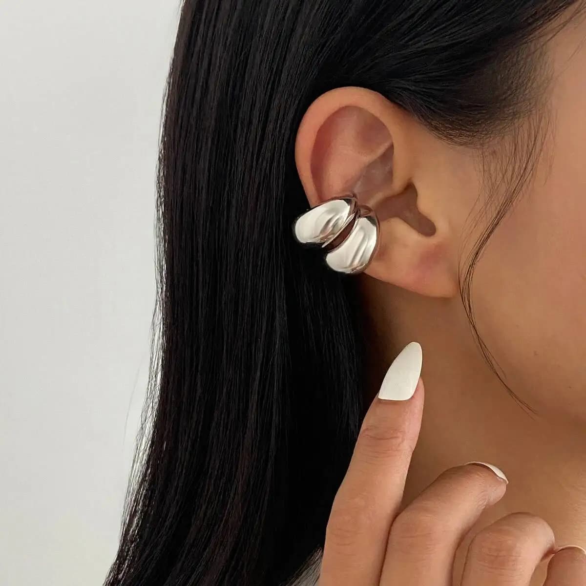 KunJoe 2026 2 Pezzi Orecchini a Cerchio Grandi Senza Piercing alla Moda da Donna, Clip per Orecchie a C Spessi a Colori Misti, Gioielli Leggeri