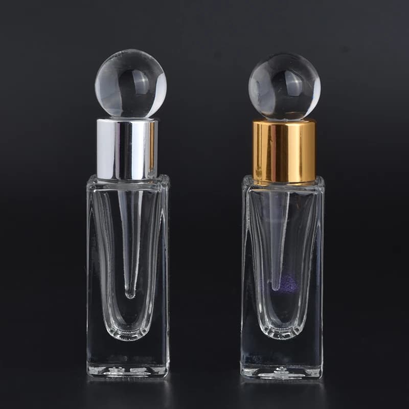 Bottiglia di profumo Mini 7ml Bottiglia di vetro per olio essenziale Attar Oud con tappo in vetro Contenitore per fragranze per imballaggio di bottiglie