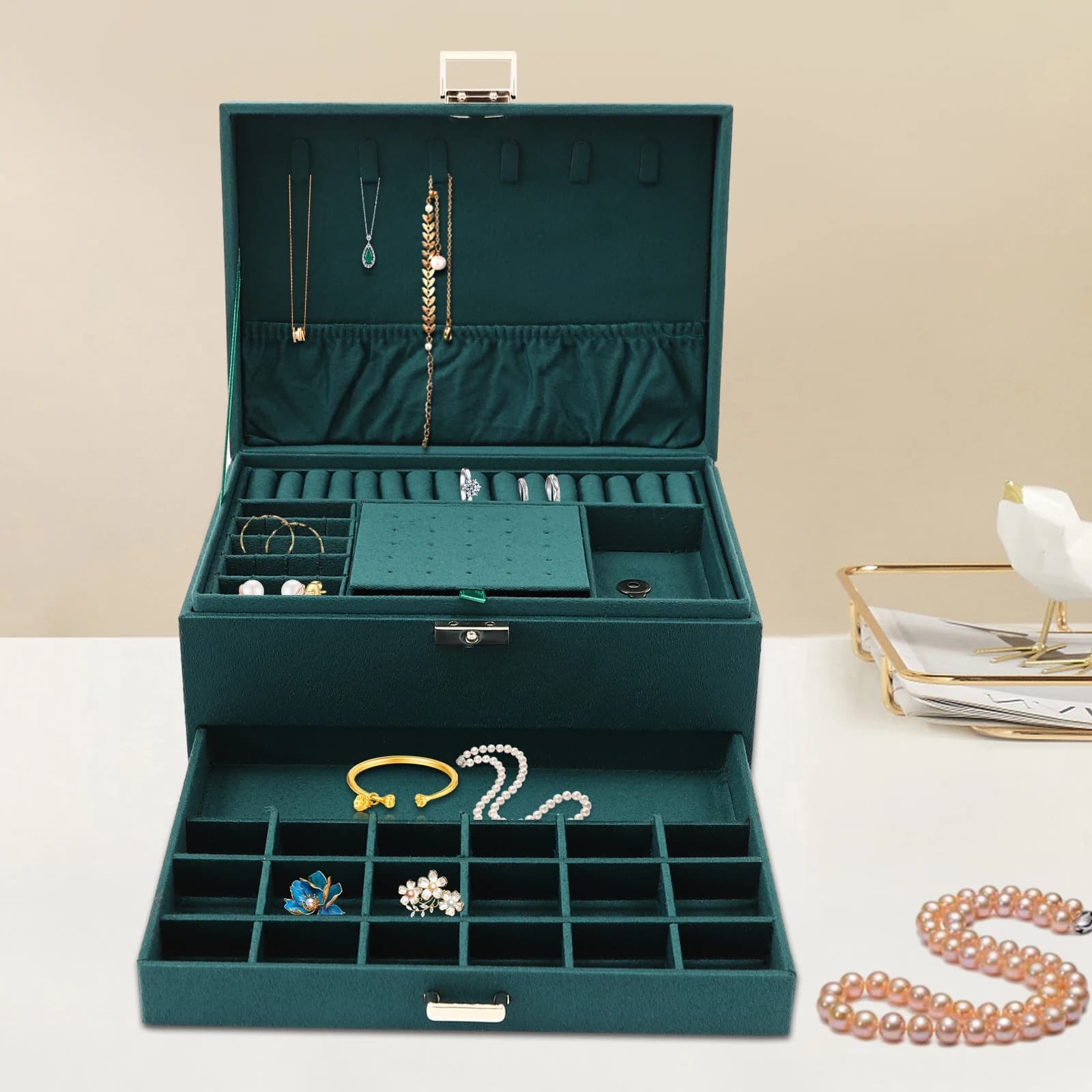 Portagioie a 3 livelli verde scuro con 15 slot per anelli, 10 ganci per orecchini, 18 fori per orecchini, cassetti per collana, braccialetto, orologio