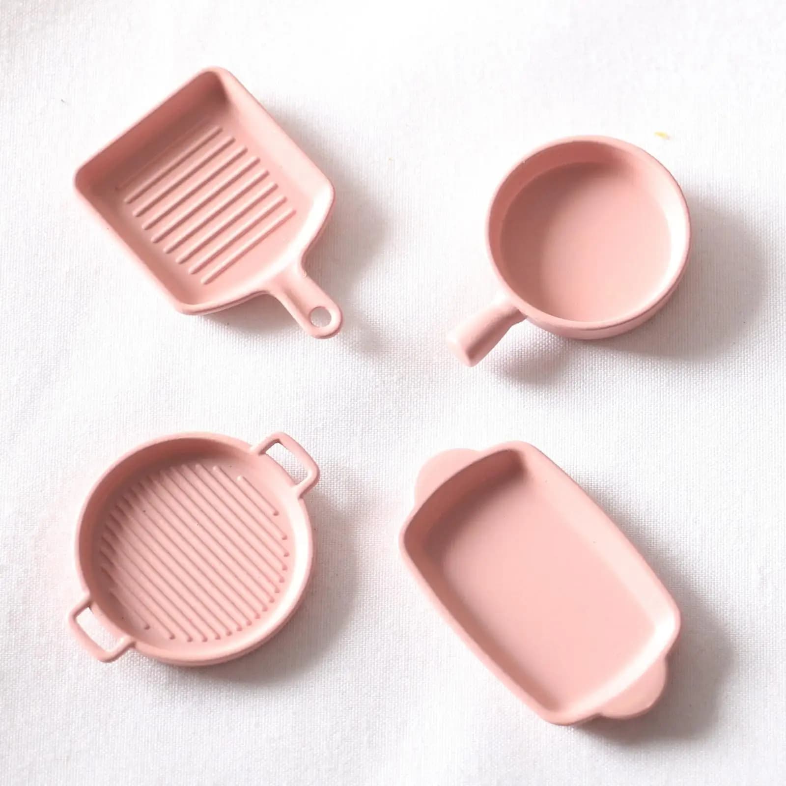 4 Pieces Dollhouse Cookware Frying Pan Kitchen Kitechenware 1/12 Scale Ornaments