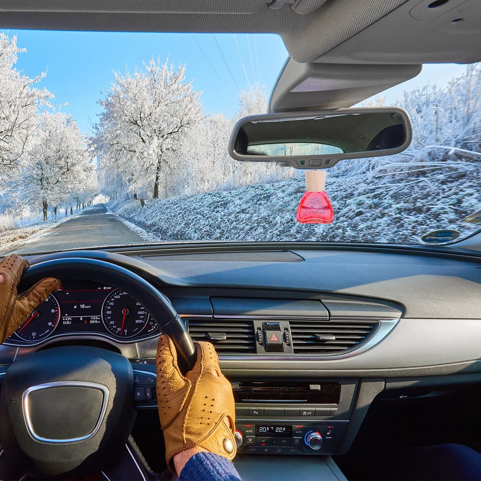 1 Pezzo Bottiglia di Profumo per Auto, Ciondolo in Vetro, Diffusore di Oli Essenziali, Deodorante per Auto, Aromaterapia Rilassante per Interni Auto