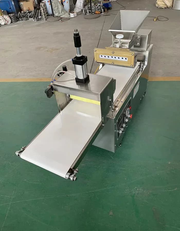 = Prezzo automatico di snack, datteri proteici, macchina per estrusori, barra cokklate, macchina per estrusori di barre proteiche