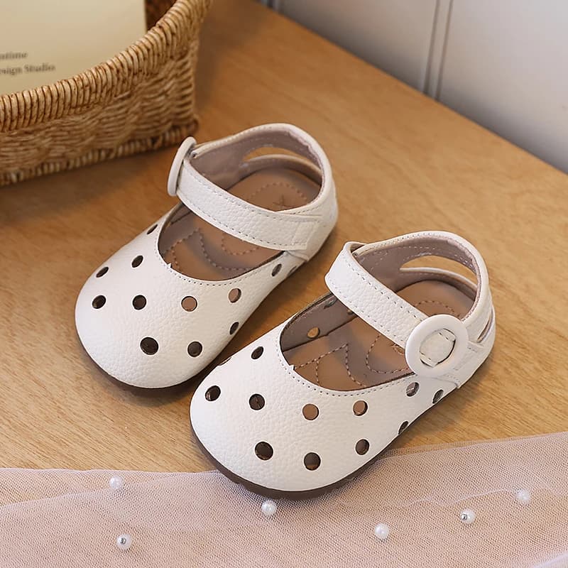 Scarpe da Principessa per Bambina, Sandali Estivi 2026 Nuovi per Bambini, Scarpe da Passeggio Versatili Scavate con Fondo Morbido Antiscivolo e Punta Rotonda