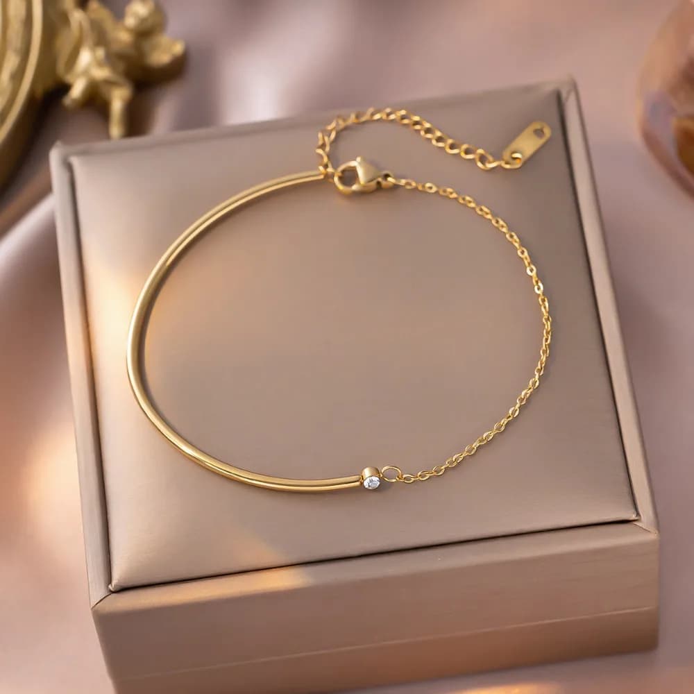 Bracciali Semplici ed Eleganti in Acciaio Inossidabile Color Oro con Mezzo Cerchio e Zircone Singolo per Donne, Gioielli alla Moda che Non Sbiadiscono