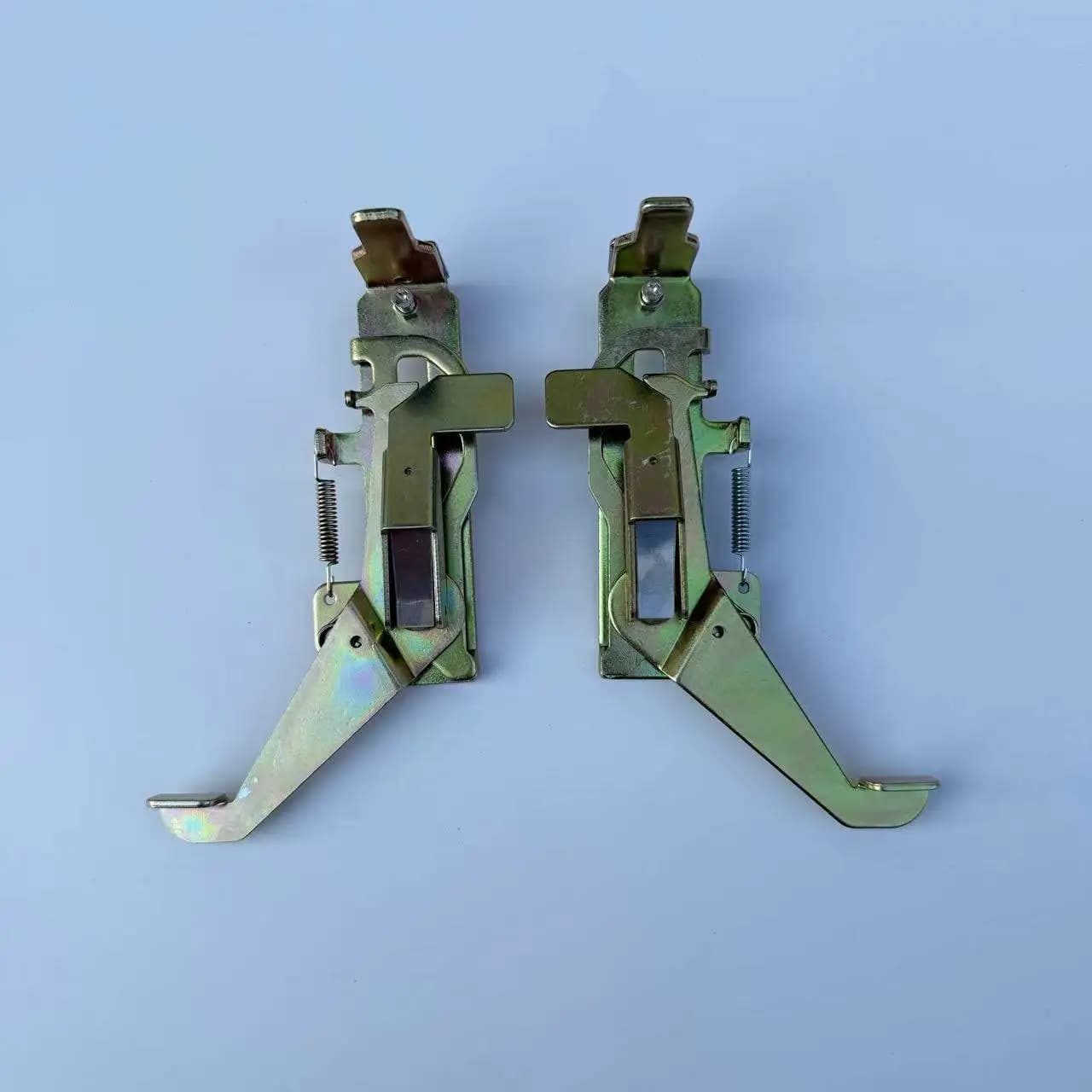 2 pz. Componente telaio di sollevamento a coste per macchina da maglieria Brother Kr838