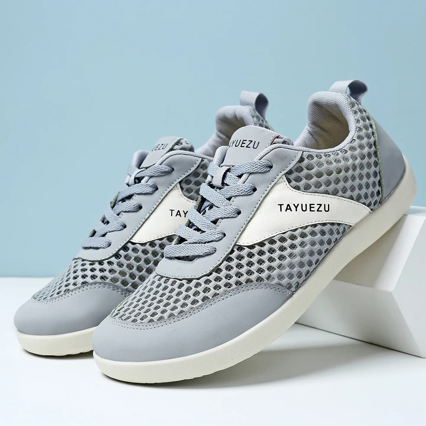Scarpe da corsa estive da uomo, casual, alla moda, versatili, traspiranti, con suola morbida, resistenti all'usura, comode per l'uso all'aperto