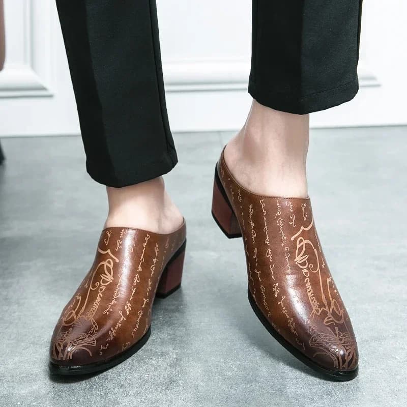 4CM Tacchi Uomo Mocassini Scarpe eleganti casual Moda Pelle Estate Appartamenti Slip-On Classico Nero Calzature Zapatos Para Hombre Maschio