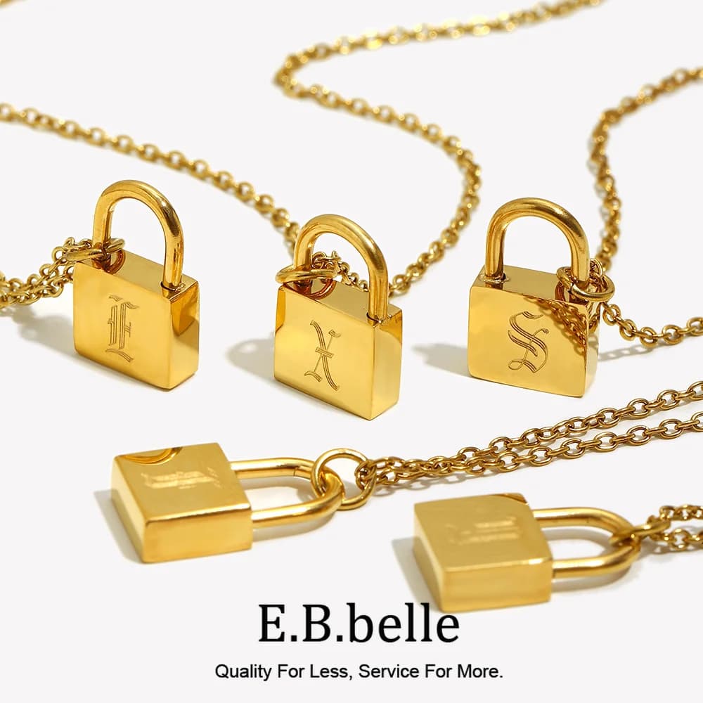 EBbelle Collana con lucchetto personalizzato placcato oro inglese antico con catena O in acciaio inossidabile Collana con lettera regalo di compleanno per donna