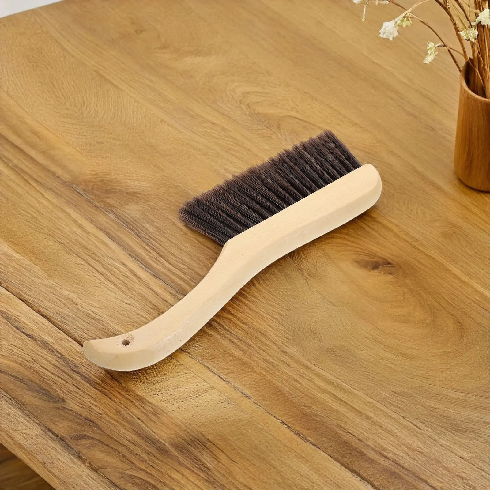 Spazzola Portatile a Setole Morbide per Rimozione Sabbia, Ideale per Scarpe, Vestiti e Piedi, Accessorio Perfetto per Vacanze al Mare