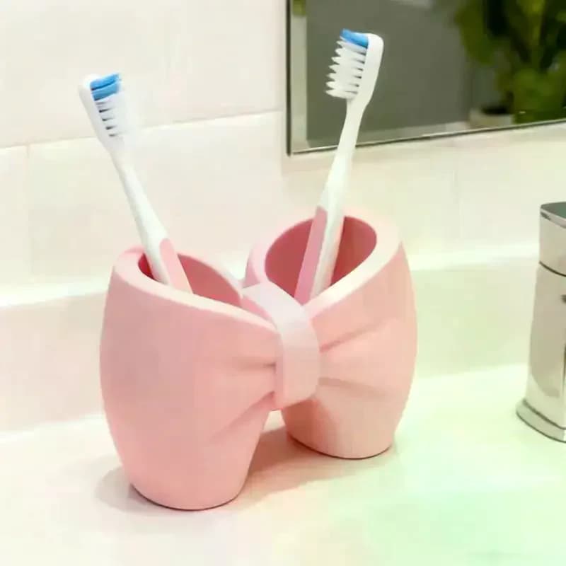 [7015] Portapenne e porta spazzolino creativo a forma di fiocco | Plastica, autoportante, ideale per l'arredamento di camera da letto e bagno, accessori per il bagno