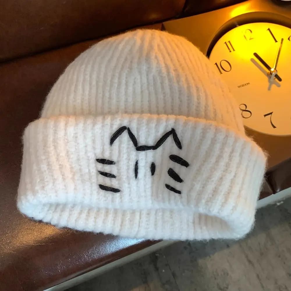 Casual Embroidered Kitten Cute Cat Knitted Hat Warm Wool Knit Beanies Retro Vintage Printing Knit Cap Autumn