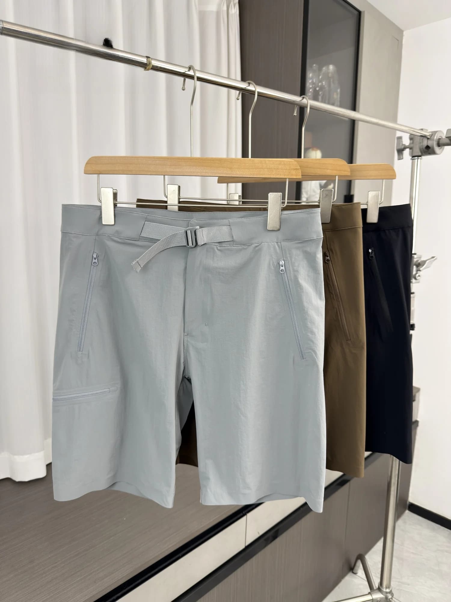 Outdoor Men's Sporty Casual Five-Quarter Length Shorts Quick Dry Breathable Water Resistant Comfortable Summer Fashionable
