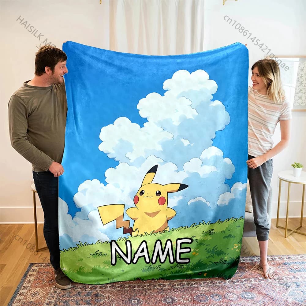 Coperta Personalizzata con Nome, Stampa Pokemon Pikachu, Calda e Morbida, Adatta per Tutte le Stagioni, per Casa, Divano, Viaggi, Campeggio, Picnic, Camper