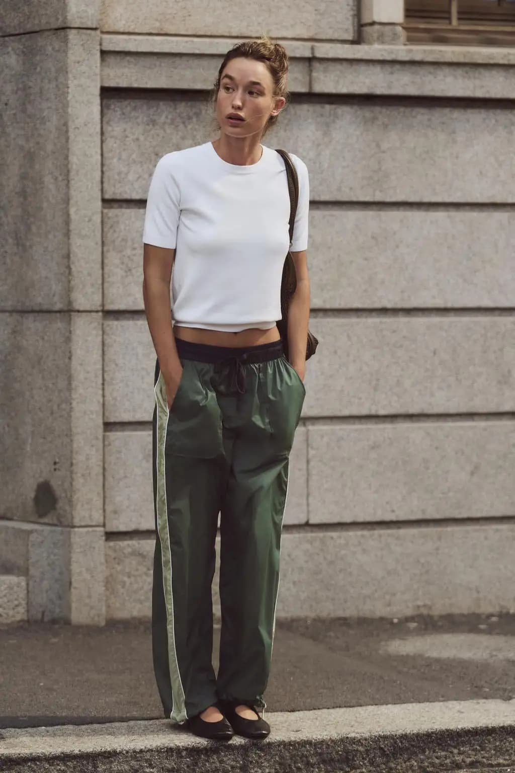Nuova Collezione Primavera-Estate: Maglione Basic da Donna a Maniche Corte, Collo Tondo, in Maglia Liscia, Traspirante, Misto Poliestere