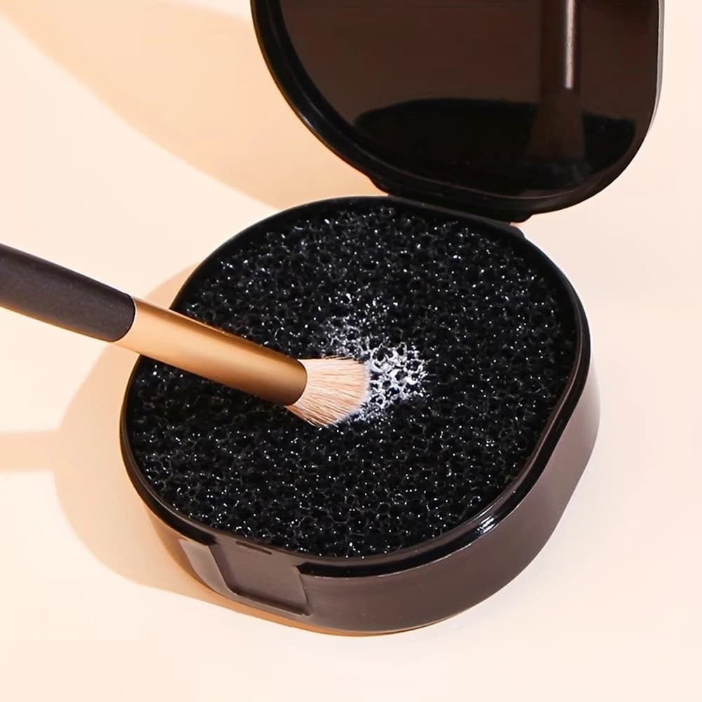 Box for cleaning makeup brushes, tool for cleaning sponges, shading brush, quick drying and cleaning, cleaning box, a must for those who pretend to have no time