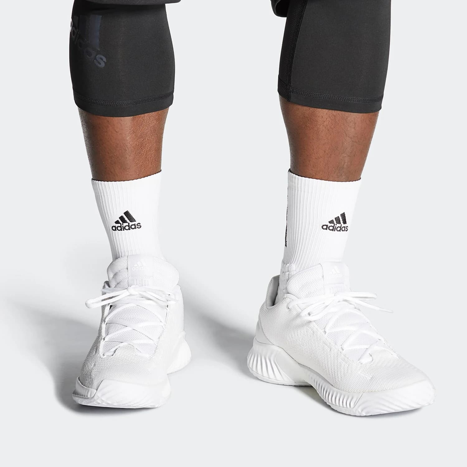 Scarpe da basket da uomo Adidas Genuine Pro Bounce New Season Low FW0903