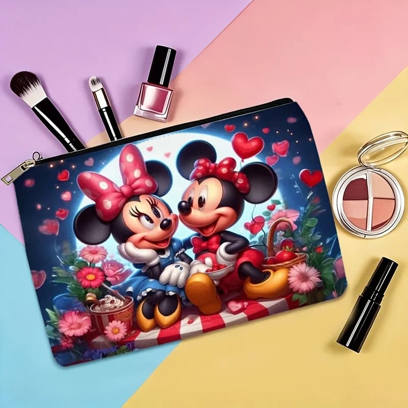 1 multifunctional travel bag Disney Mickey & Minnie Romantic Picnic, for cosmetics, snacks, toiletries, stationery and charger case