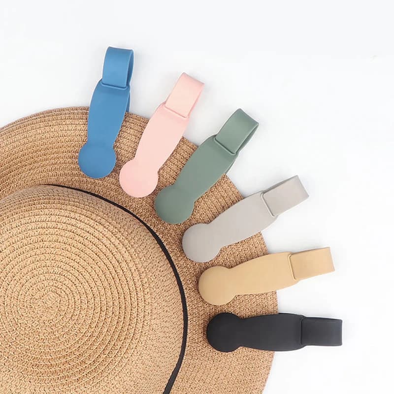Travel Backpack Handbag Magnetic Cap Clip Portable Magnetic Anti-Lost Silicone Cap Clip Hand-Free Sun Hats Holder On Bag