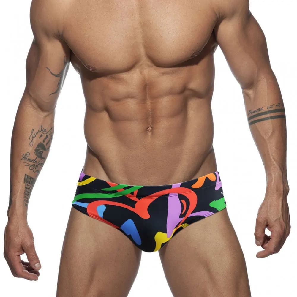 Slip da bagno da uomo Nuoto sexy Corto Sport acquatici Pantaloni da spiaggia Costume da bagno Strisce Costumi da bagno Sexy Maschile Suilt Surf Love Swim Wear