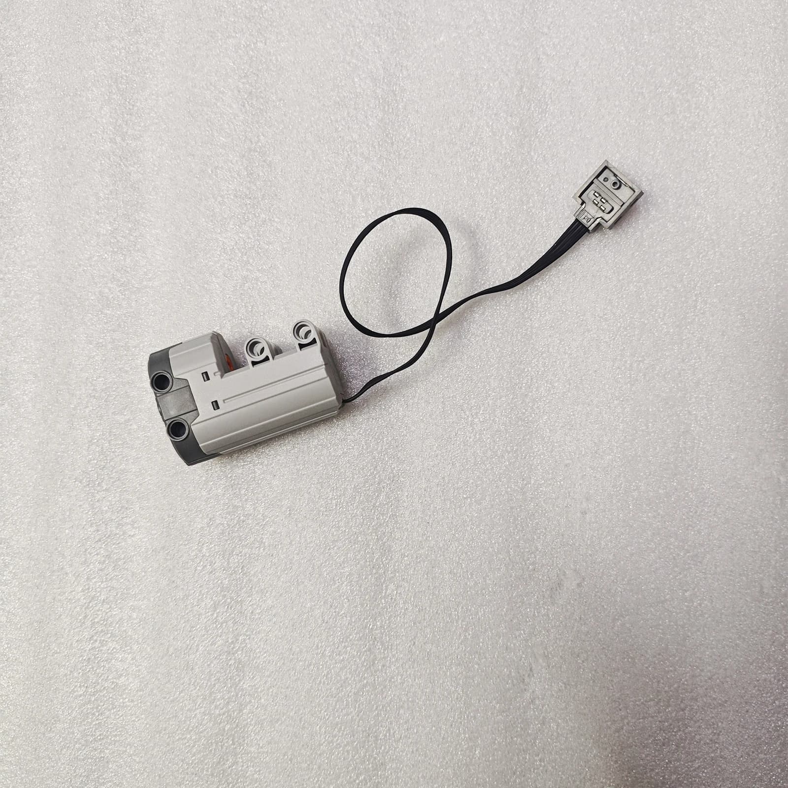 1/2/4/10 Pezzi Motore Servo per Blocchi di Costruzione, Componenti Tecnologici 88004 per Auto MOC 4WD, Modellino Veicolo Fai-da-te, Aggiornamento Sterzo, Giocattolo da Assemblare