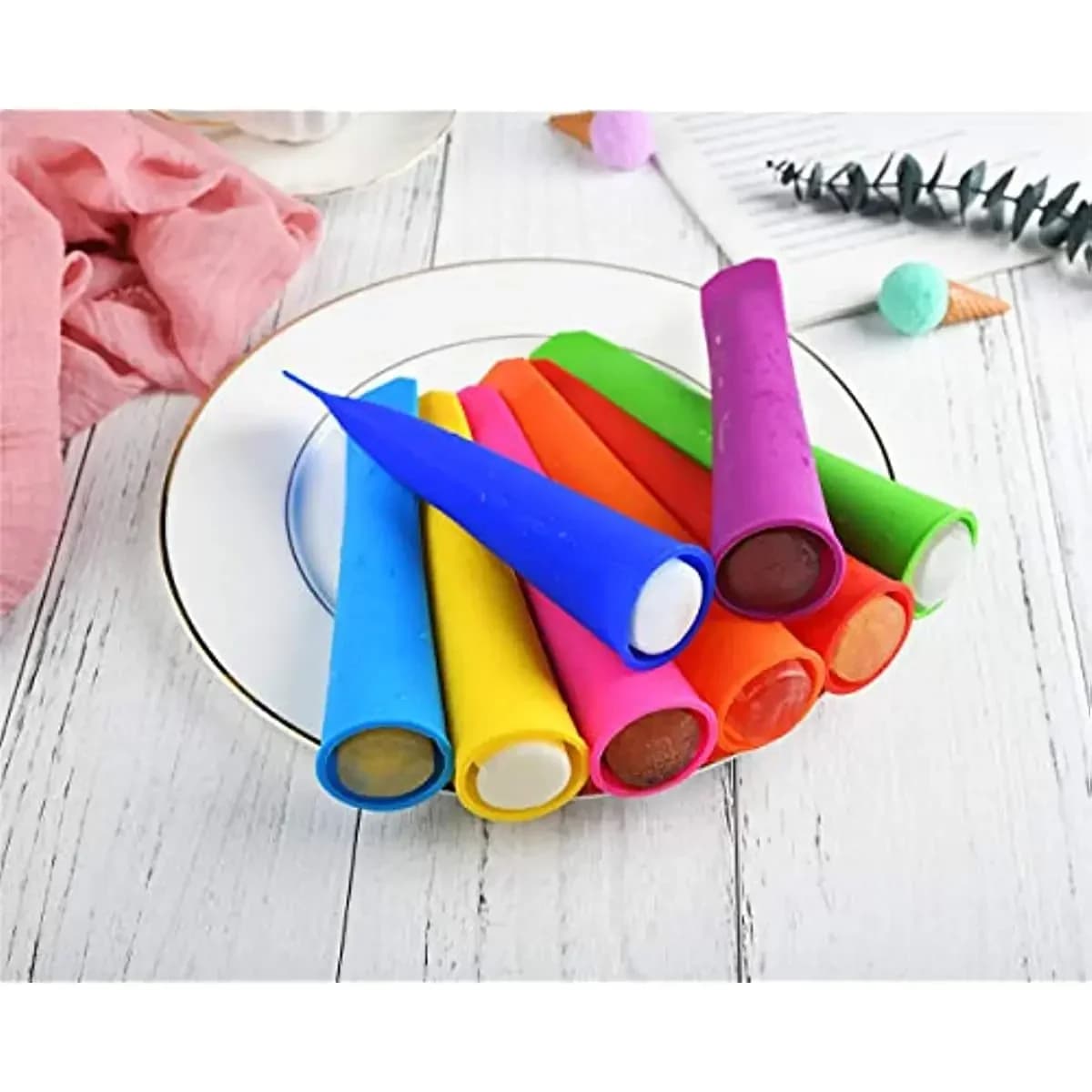 Stampi per ghiaccioli in silicone di colore casuale 1PC Stampo per ghiaccioli Stampo per yogurt e cioccolato congelato per accessori da cucina per uso domestico