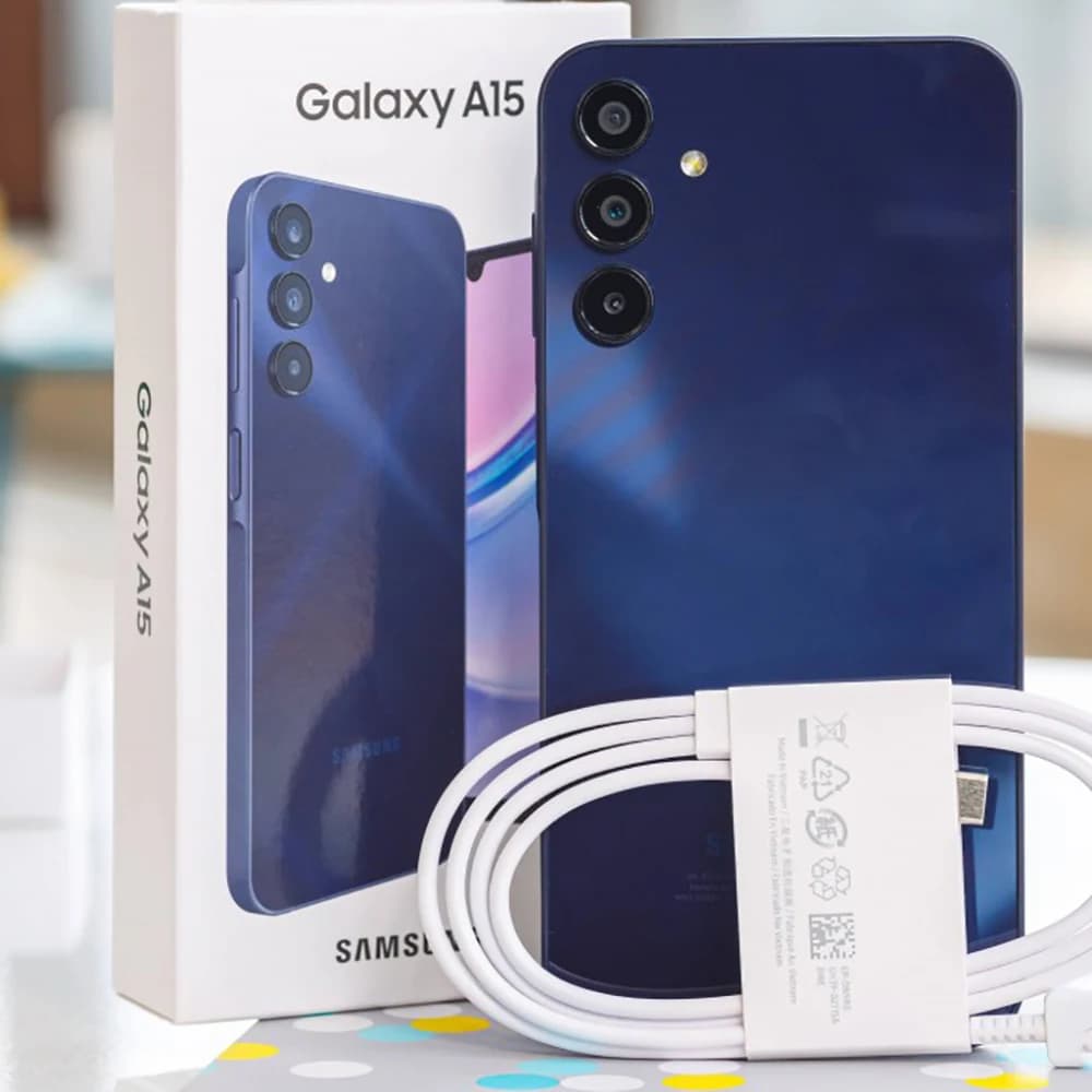 Smartphone Android Samsung Galaxy A15 5G A156U, 6.5 Pollici, NFC, 50MP, 4GB+64/128GB, Batteria 5000mAh, 25W, Versione USA