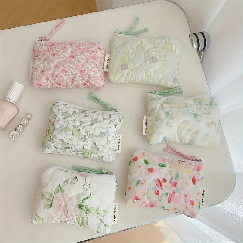 mini borsa in tessuto per cuffie, rossetti, assorbenti, custodia, porta carte e una piccola borsa per il trucco spessa.