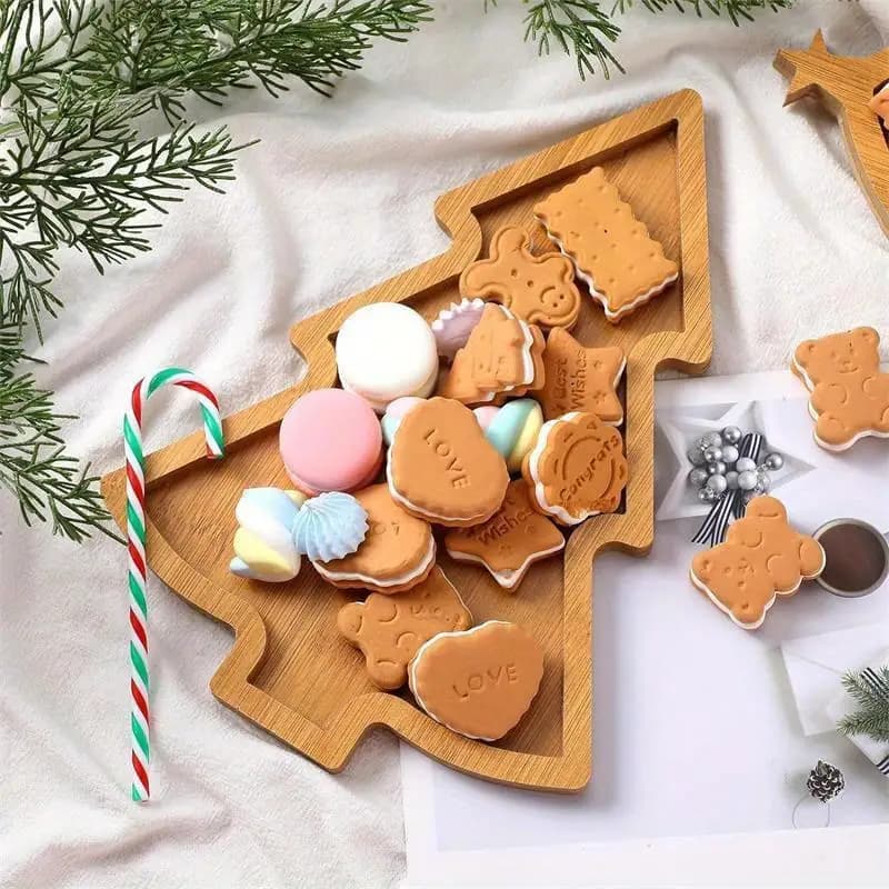 Nuovo vassoio di legno Stoviglie natalizie Snack di frutta secca Piatti di legno multigriglia Piatti di frutta per la casa Piatti di fast food del ristorante