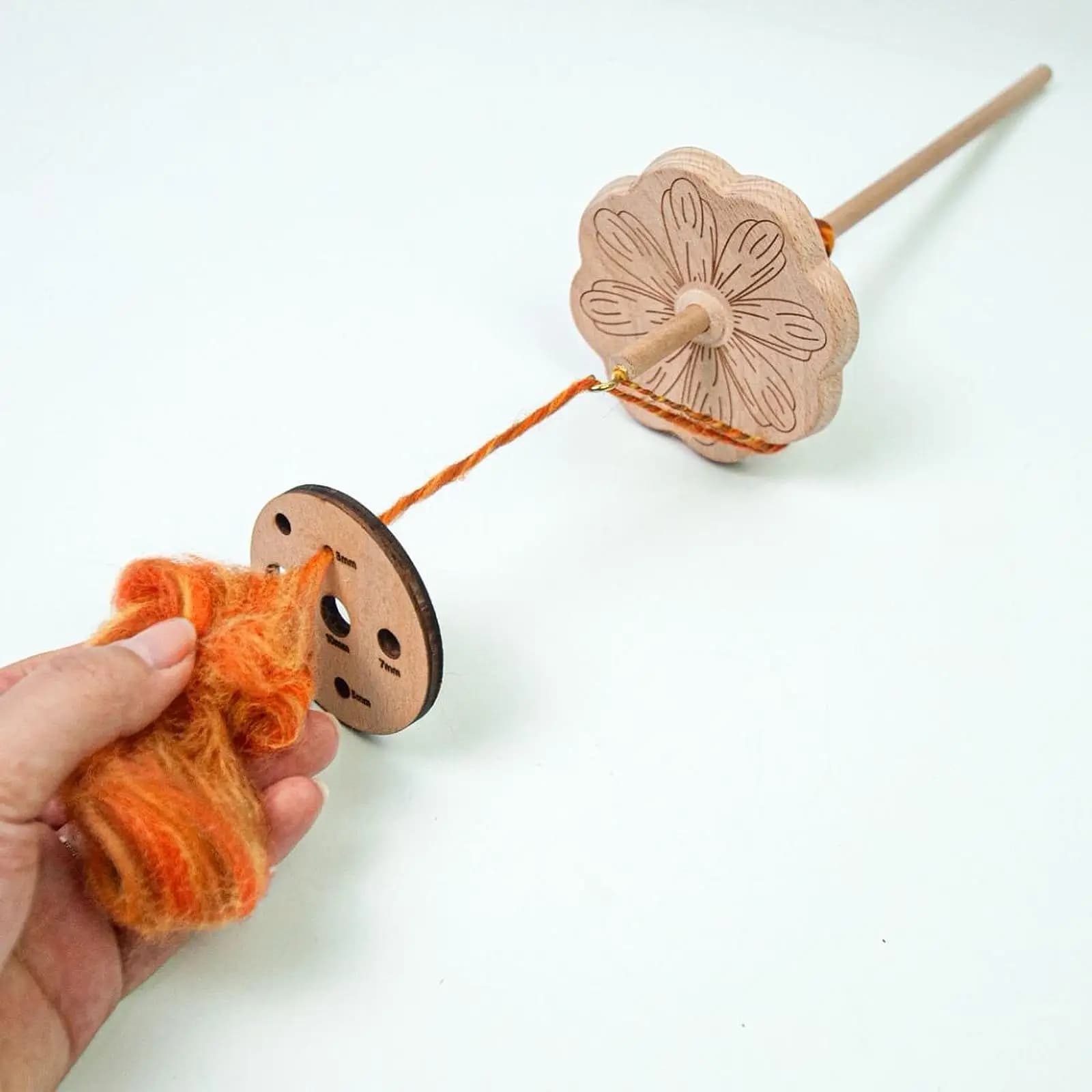 Knitting Gauge Ruler Wood Yarn Twist Angle Guide Crochet Needle Felting Measuring Tools for Craft Hobby Knitters