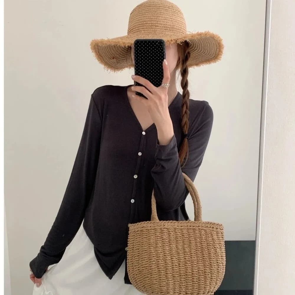 Women's Cardigan in Lyocell for Free Time, Round or V-neck, Subtles with Buttons, Slim knitwear, Solar Protective Clothing, Gift