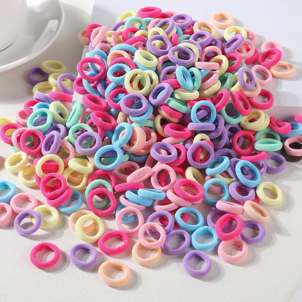 100PCS Colorato Basic Nylon Ealstic Legami Dei Capelli per le Ragazze Dei Bambini Coda di Cavallo Tenere Scrunchie Elastico Per Bambini Accessori Per Capelli di Base