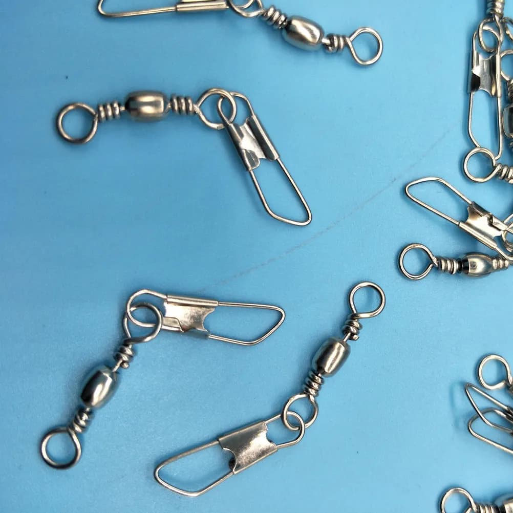 50 Pezzi Anelli Girevoli a Forma di Polpo, Connettori per Lenza in Metallo per Pesca di Spigola, Pesce Gatto, Lucioperca, Acqua Salata e Dolce, Accessori per Attrezzatura da Pesca