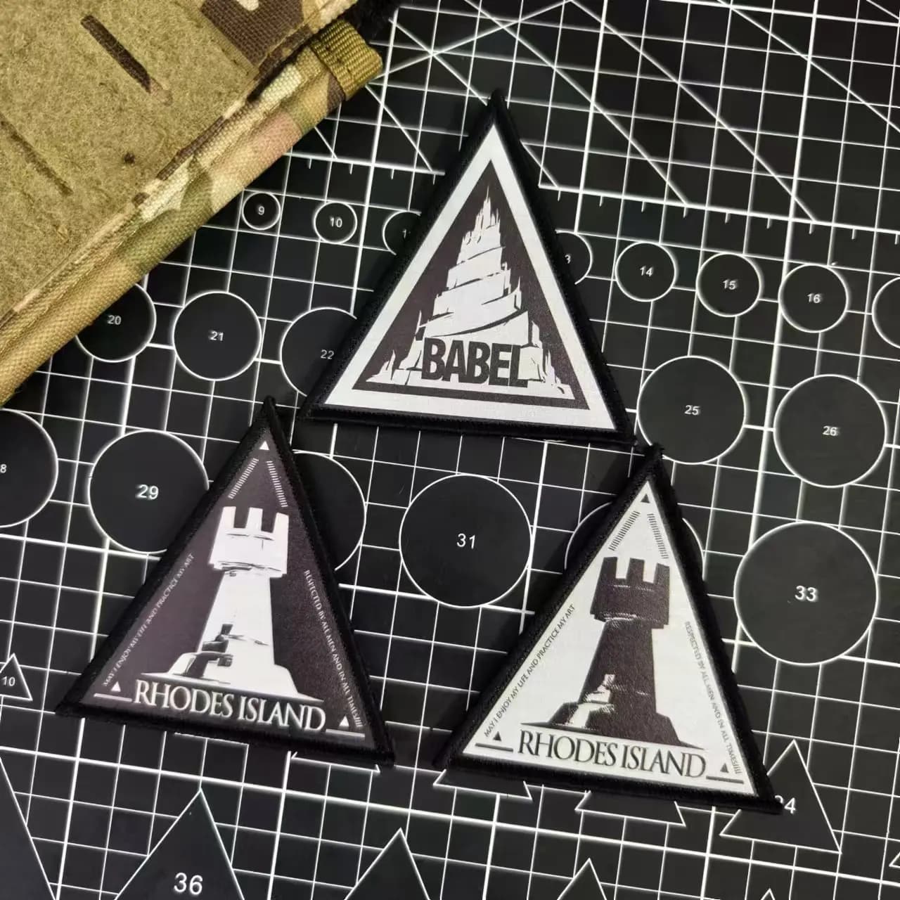 IR Arknights Rhode Island Hook & Loop sui vestiti Cartoon Riflette la luce Morale Badge Patch Decorazione per abbigliamento e cappelli