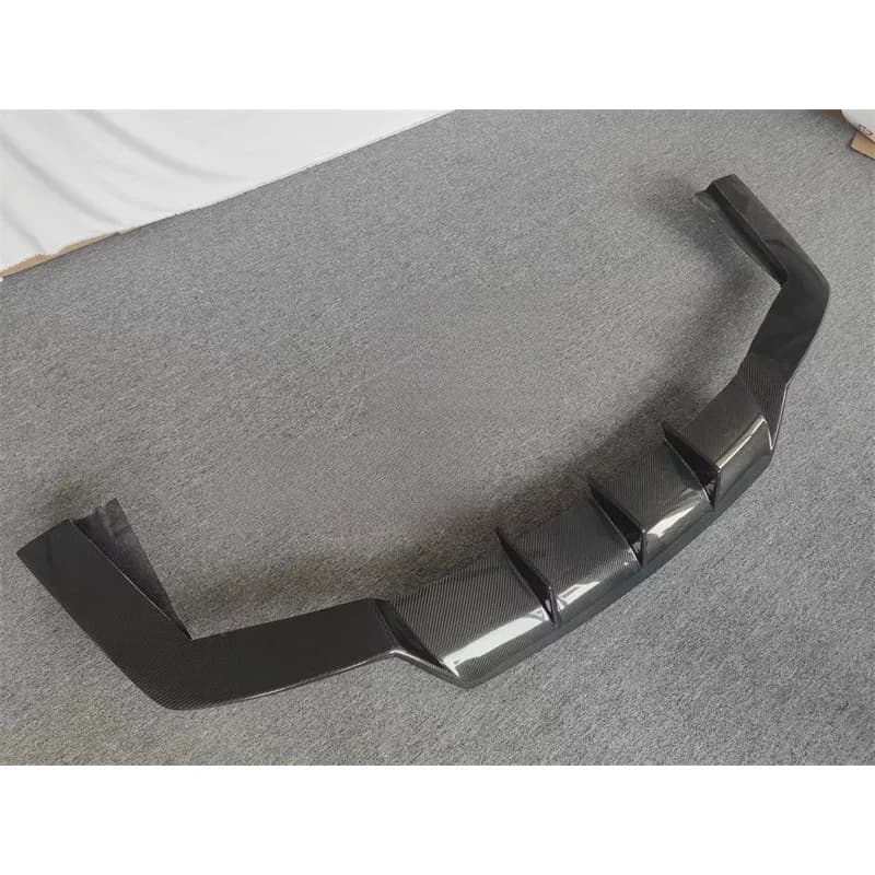 Kit Diffusore Posteriore in Fibra di Carbonio Premium per Modelli Sedan 18-19
