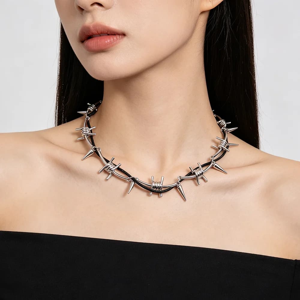 Gothic Barbed Wire Rivet Leather Double Layer Necklace for Men Women Punk Rock Twisted Thorned Necklace Accessories