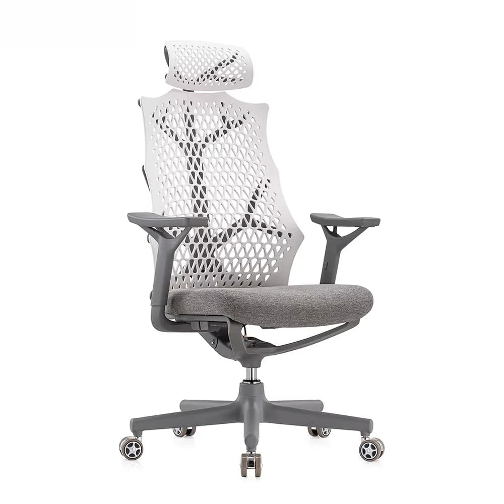 Sedia direzionale bianca di lusso con poggiatesta regolabile Stile design moderno Boss in rete e gamba ergonomica cromata girevole per l'ufficio