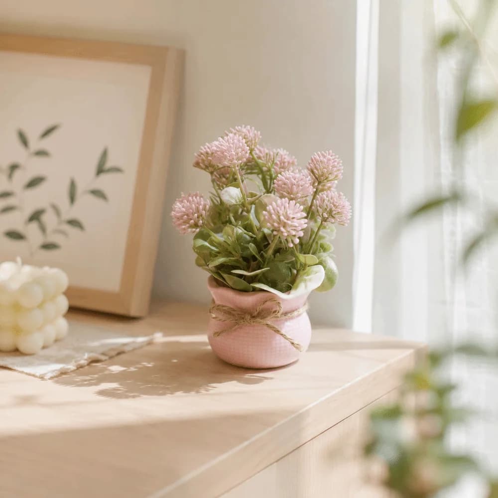 Desk Decor Mini Artificial Potted Flowers Ornaments Lifelike Potted Plants Home Decorations Artificial Flower Bonsai Desk