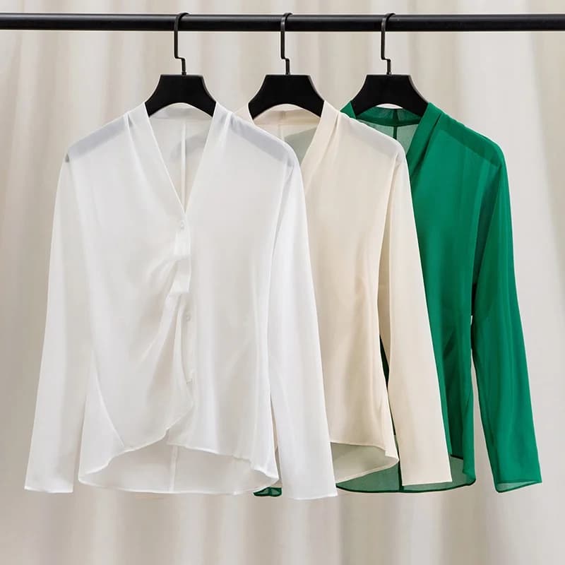 Nuova Camicia da Spiaggia Trasparente a Maniche Lunghe in Seta Ghiaccio Ultra Sottile 2026 da Donna, Taglia Piccola, Bianca, per l'Estate, con Protezione Solare e Effetto Rinfrescante