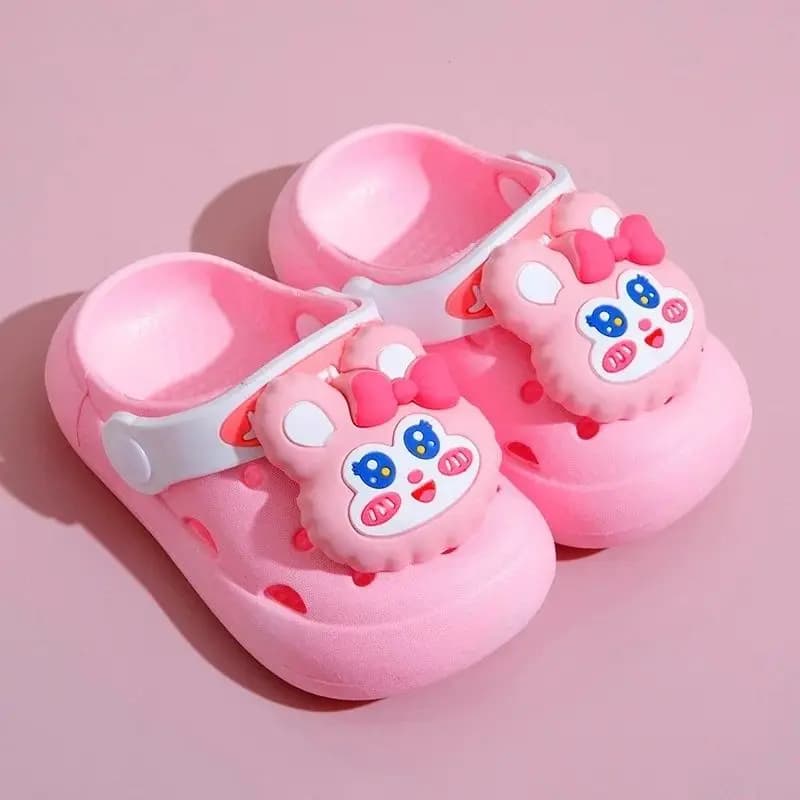 Pantofole con foro per bambini scarpe tridimensionali con motivo a cartoni animati per bambini sandali da spiaggia per bambini fondo morbido ragazze ragazzi calzature da interno