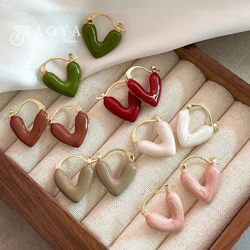 French Romantic Wine Red Enamel Heart shaped Pendant Earrings 2025 Fashion Jewelry For Women's Design Sense Eardrop Accessories