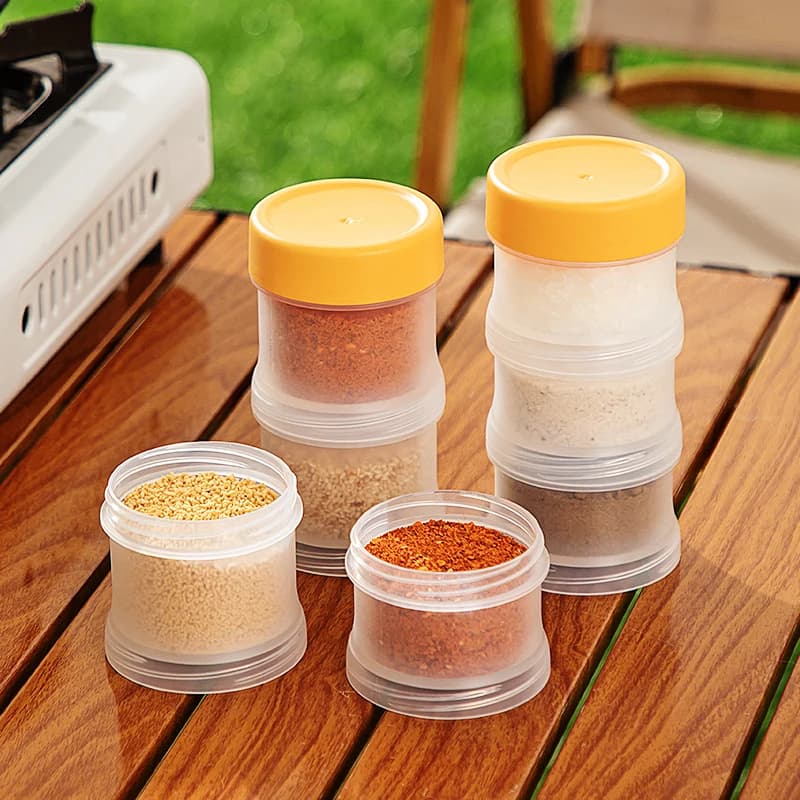 Set Portatile da Esterno Integrato Multistrato per Condimenti con Contenitore Sigillato e Bottiglia per Spezie - Organizzazione Cucina