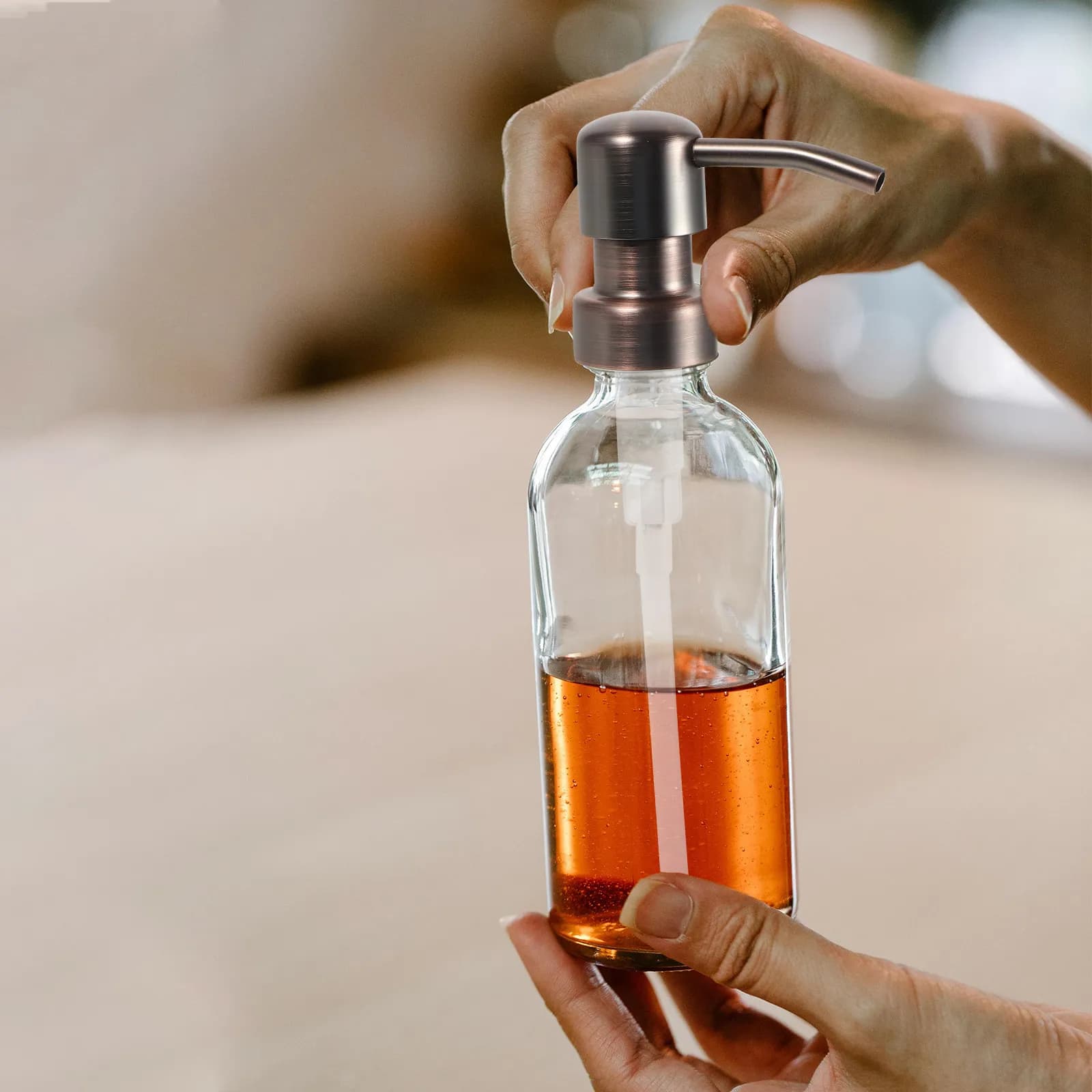 Testina di Ricambio Premium in Acciaio Inossidabile per Flaconi di Lozioni, Profumi e Dispenser di Sapone Liquido